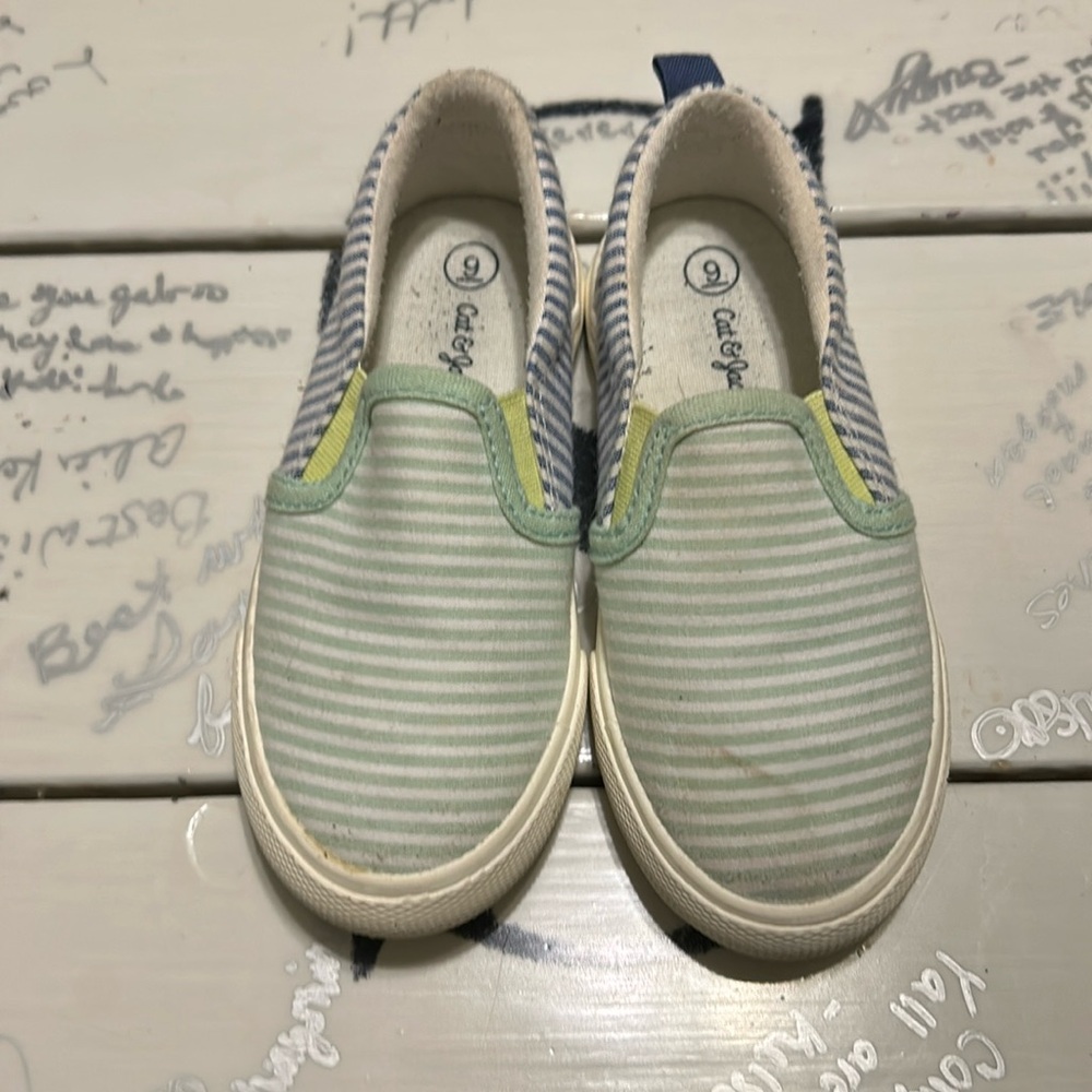 Cat & Jack slip on